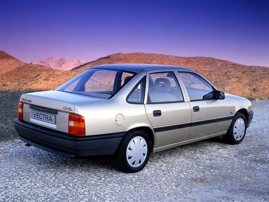  Opel Vectra Sedan 1988 года  (фото 16 из 29)